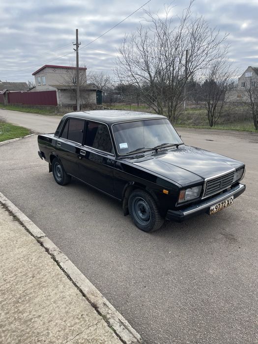 Ваз 2107 черная.