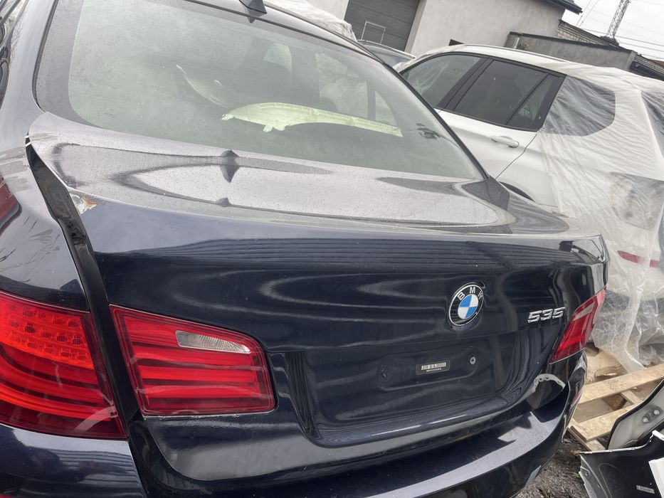 Кришка багажника BMW 5 F10 колір: а300, 416, В90, А90, 354.