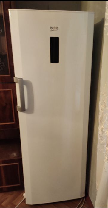 Морозильна камера  BEKO NoFrost на 7 якиків