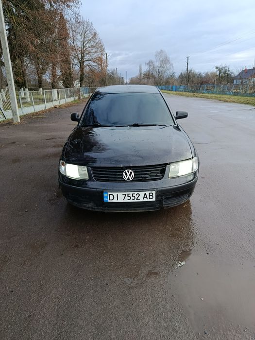 Продам автомобіль пасат б5