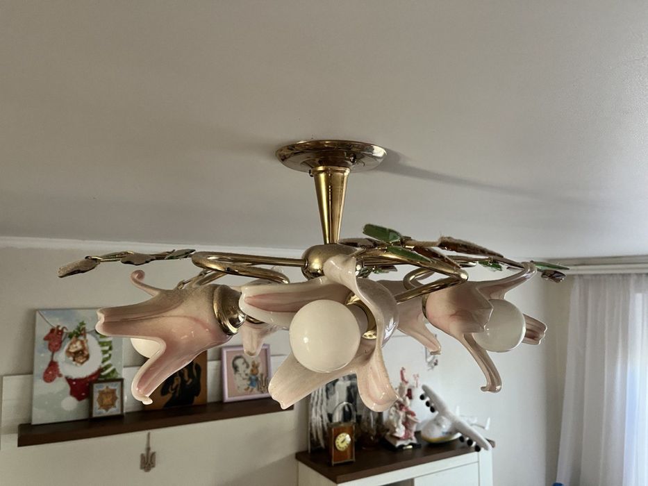 Люстра в спальню