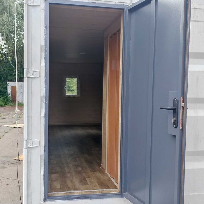 Утеплена побутівка з морського контейнера 20 футів -"заїжджай і живи"