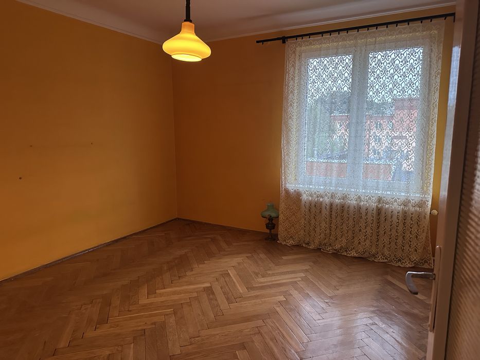 Mieszkanie do remontu 71 m2