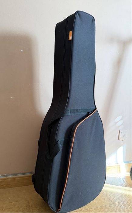 Guitarra yamaha c40