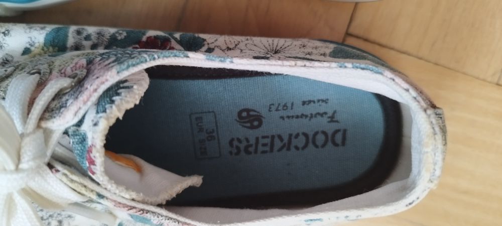 Trampki dziewczęce Dockers 36 w kwiatki