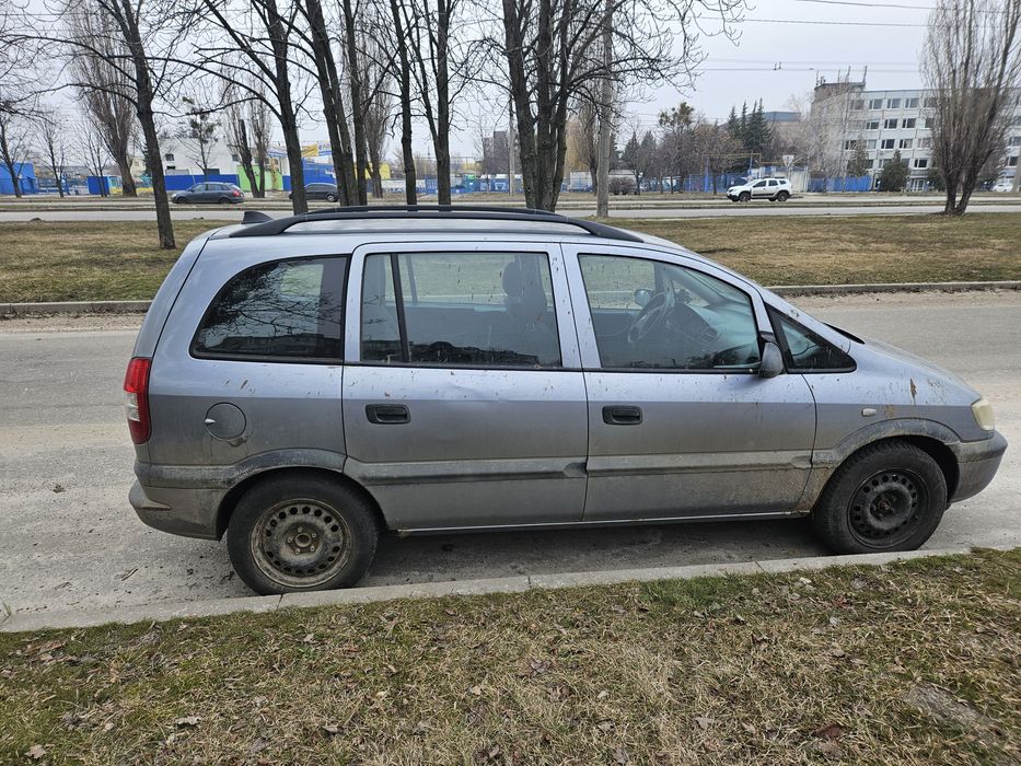 Продам Opel Zafira 1.8 2003