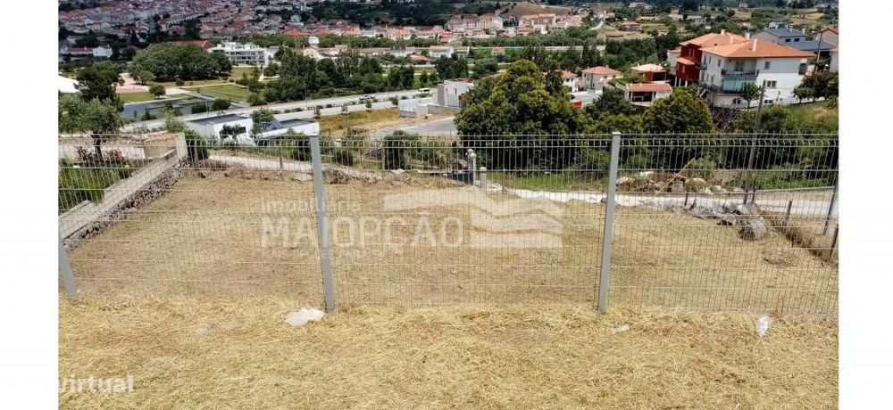 Terreno para construção na Quinta do Pinheiro