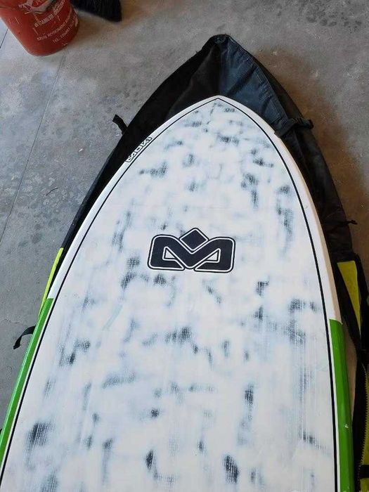 Prancha rígida de SUP MOKI ARK em carbono