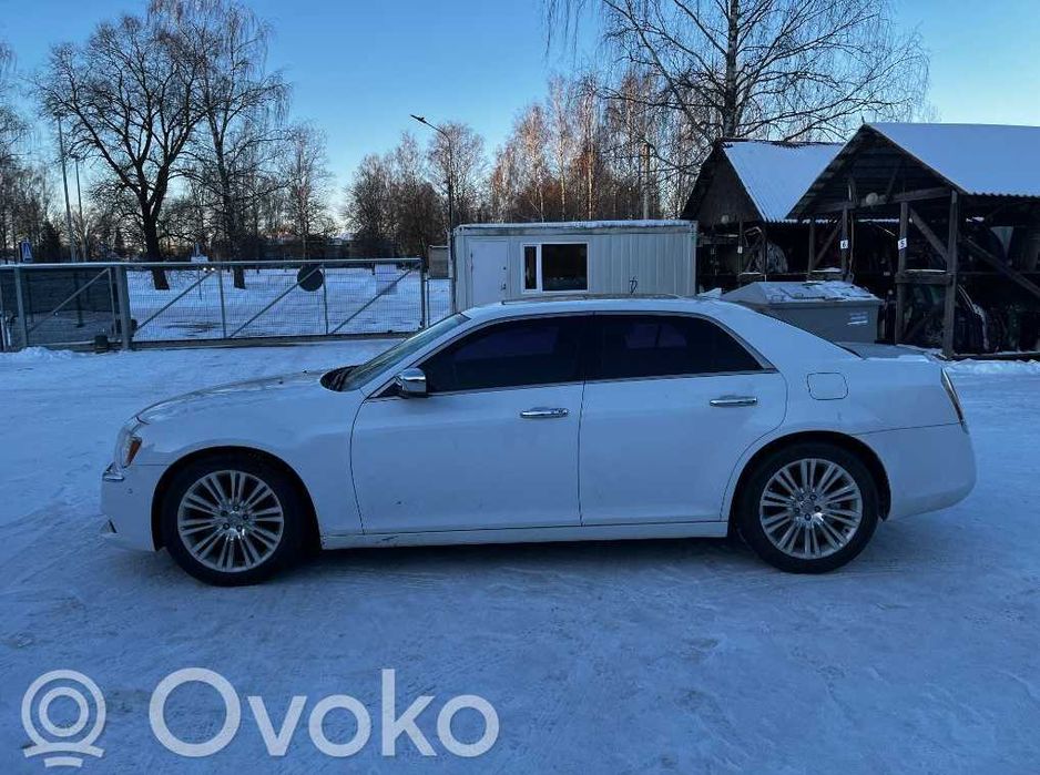 Бампер Chrysler 300 розборка шрот