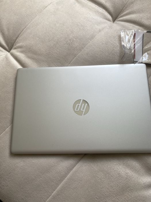 HP Laptop 17-cp3021 AMD Ryzen 7 7730U (2.0 - 4.5 ГГц) SSD 1 ТБ RAM 16 ГБ Windows 11 Home
