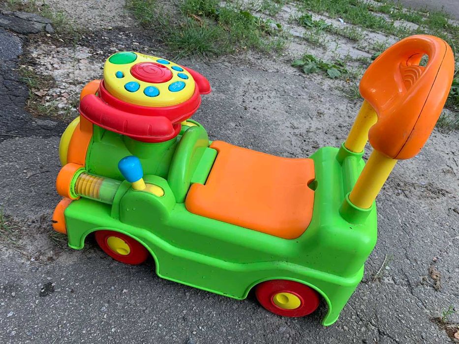 Самокат детский ,,Паровоз,, (chicco) 1.5+