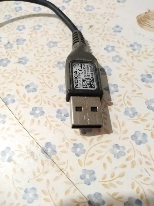 Vendo novo cabo para telemóvel