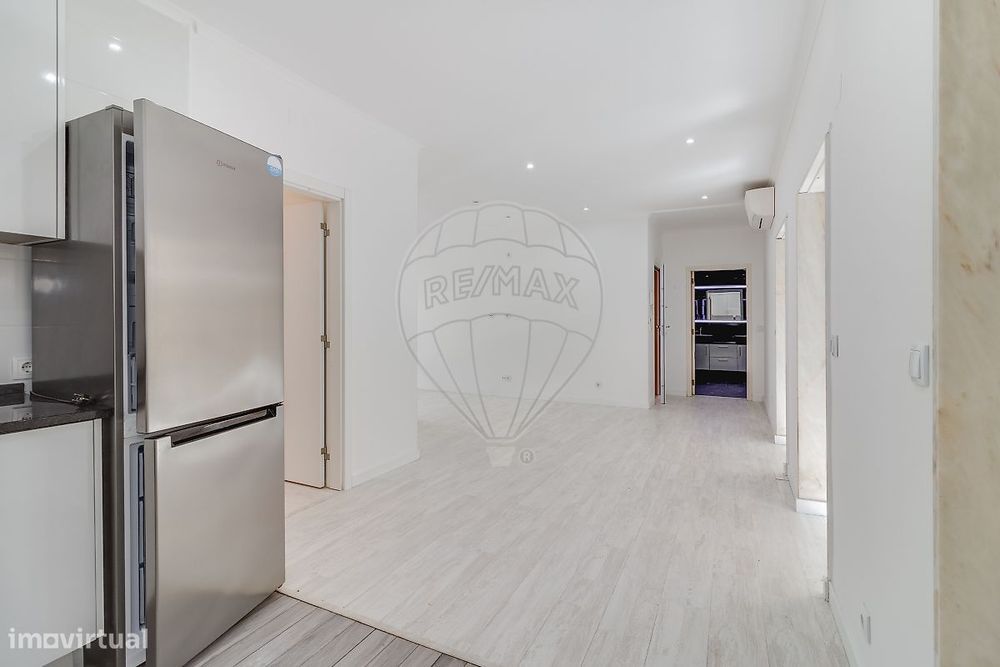Apartamento T4 para venda