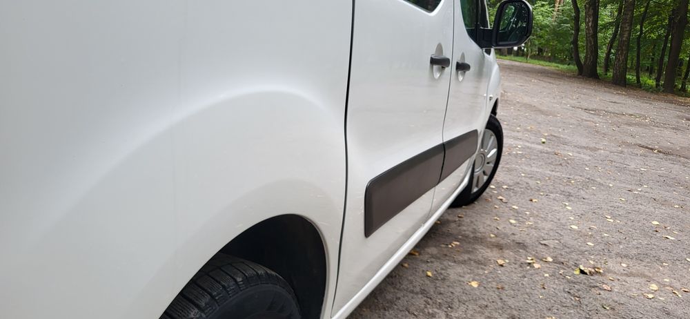 Peugeot partner  2011 1.6hdi