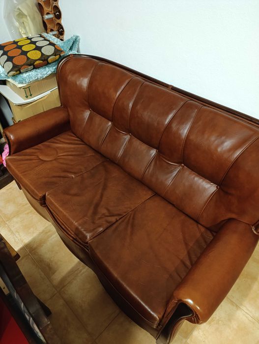 Conjunto de sofá e dois cadeirões