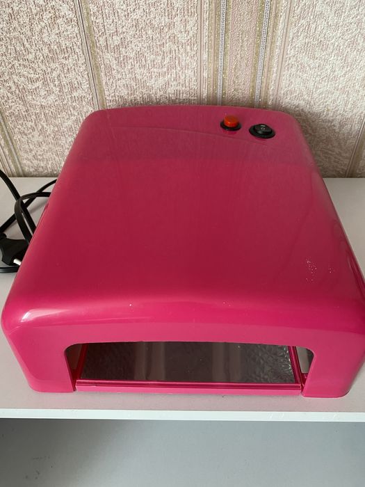 Лампа для манікюру