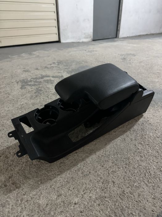 Consola c/apoio de braço E46 NOVA