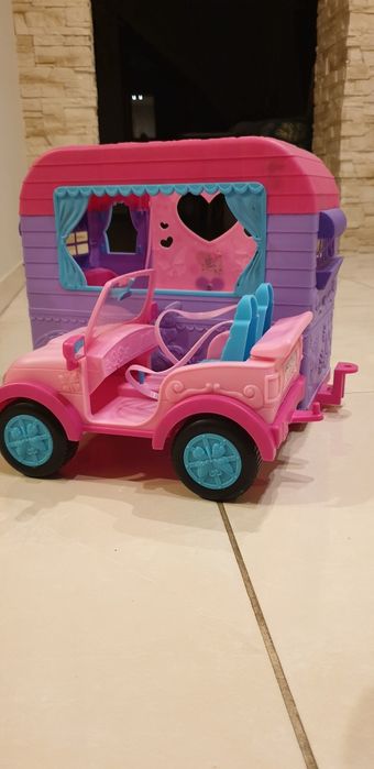 Samochód przyczepa kempingowa barbie karoca