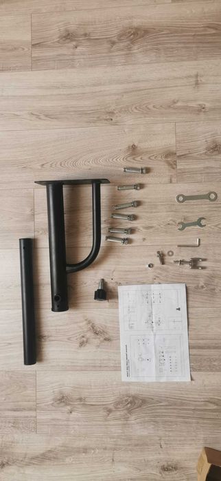 Uchwyt ścienny na worek bokserski STOJAK NA WOREK MAX 100KG