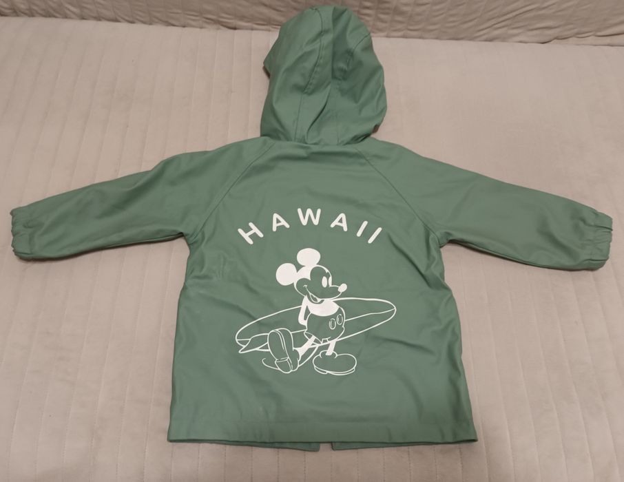 Kurteczka przeciwdeszczowa