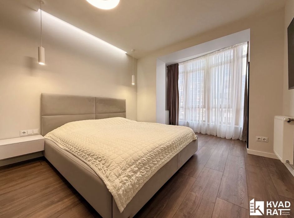 Простора квартира з якісним ремонтом на Каскаді! 6 поверх!