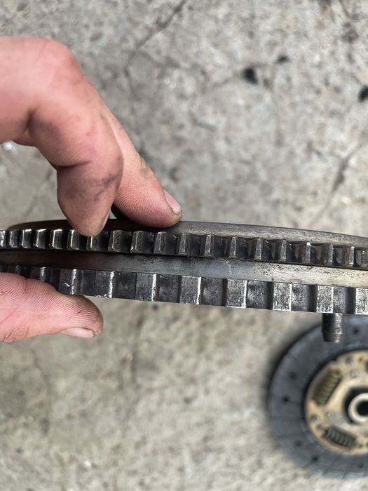 Маховик kia shuma  кіа sephia  ii 1.6