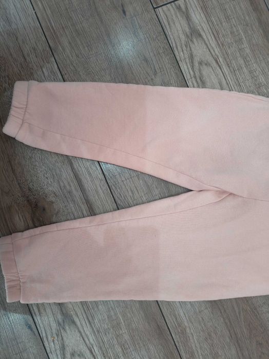 Spodnie dresowe 110 dziewczynka