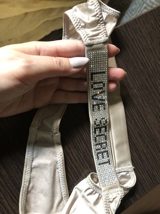 Жіночі труси стрінги з камінцями, розмір М