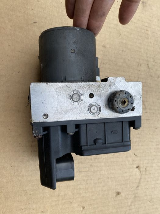Audi a6c5 a6 c5 a4b5 Passat b5 pompa abs hamulcowa sterownik