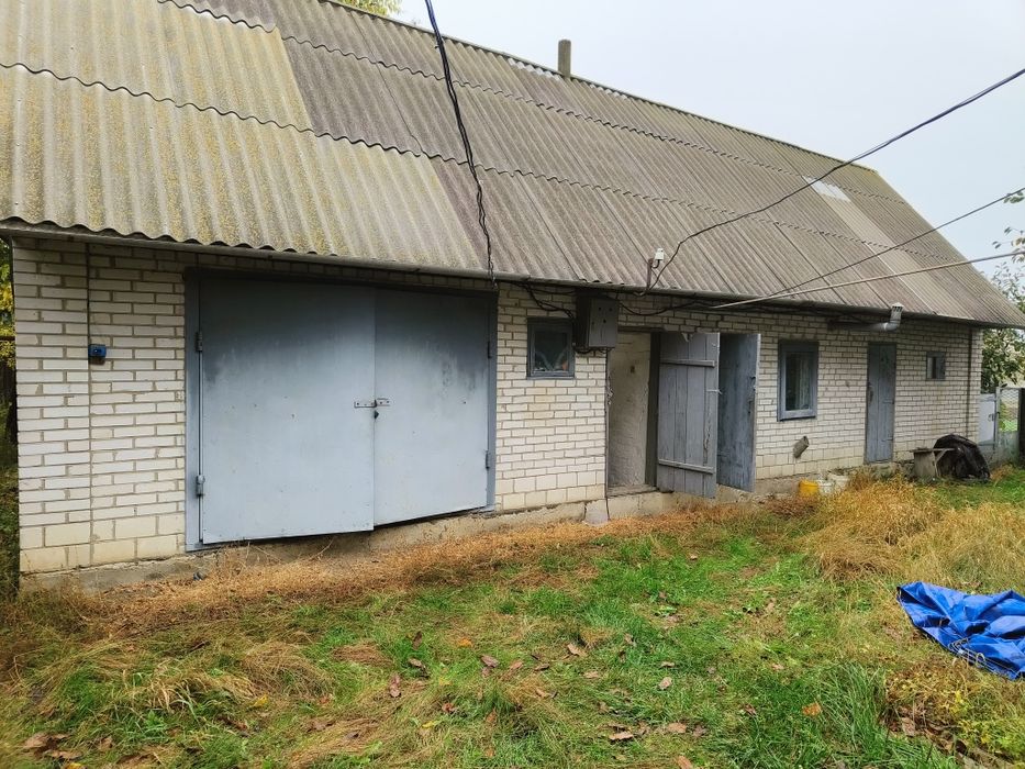 продається будинок