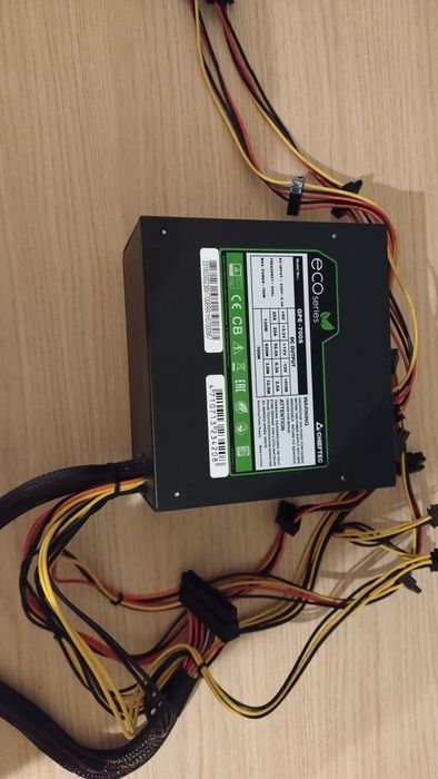 Zasilacz Chieftec Eco 700W (GPE-700S) ATX 80 PLUS