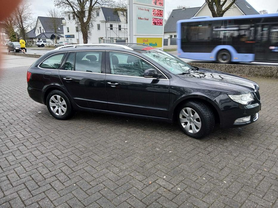 Skoda Superb 2.0 TDI, 170 к.с. Автомобіль у хорошому технічному стані, щодня експлуатується. Вчасно обслуговувався.