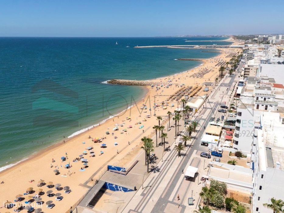 Apartamento T3 - Frente mar, Quarteira