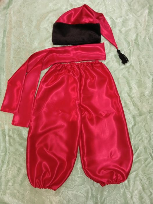 Костюм Козака, Шаровари і шапка