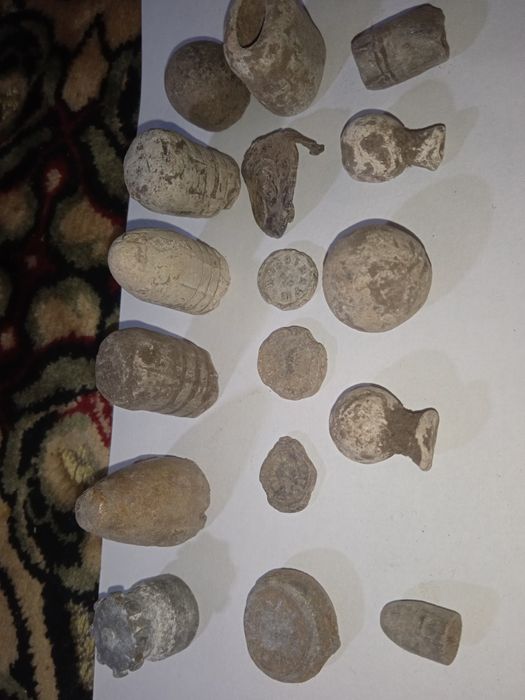 Продам мушкетні кулі.