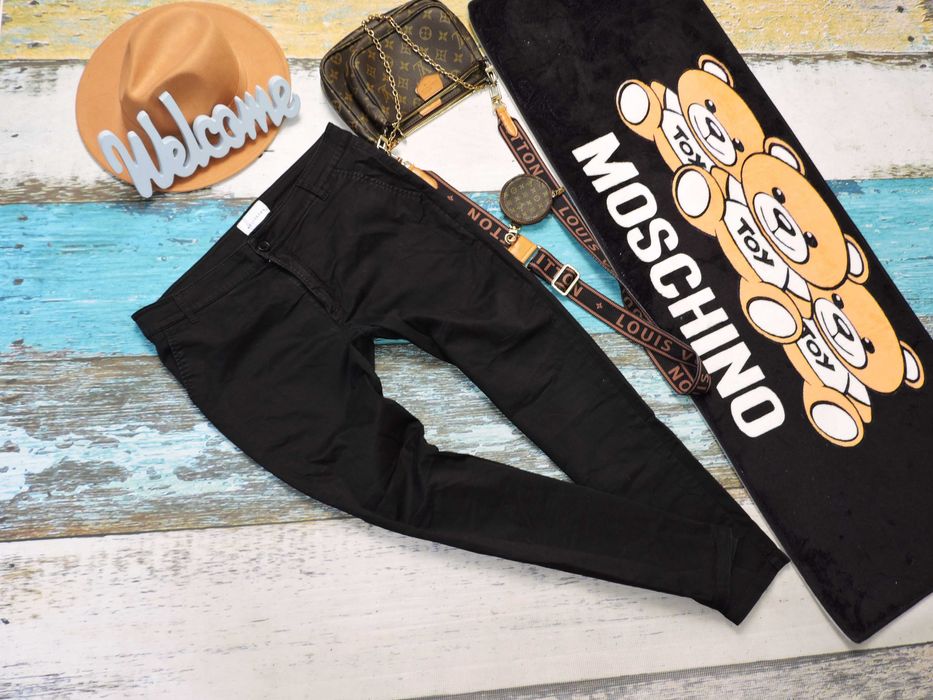 Wólczanka Markowe eleganckie spodnie M