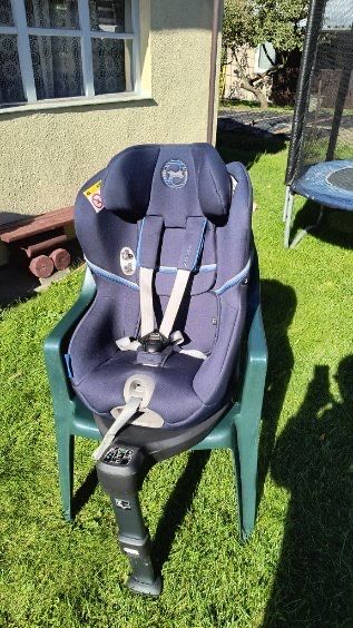 Obrotowy fotelik Cybex Sirona i-Size (61-105 cm) z Isofix  - jak nowy