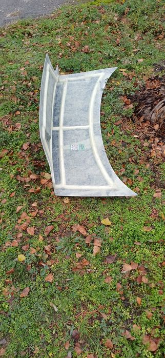 Крышка багажника БМВ Е36 седан.