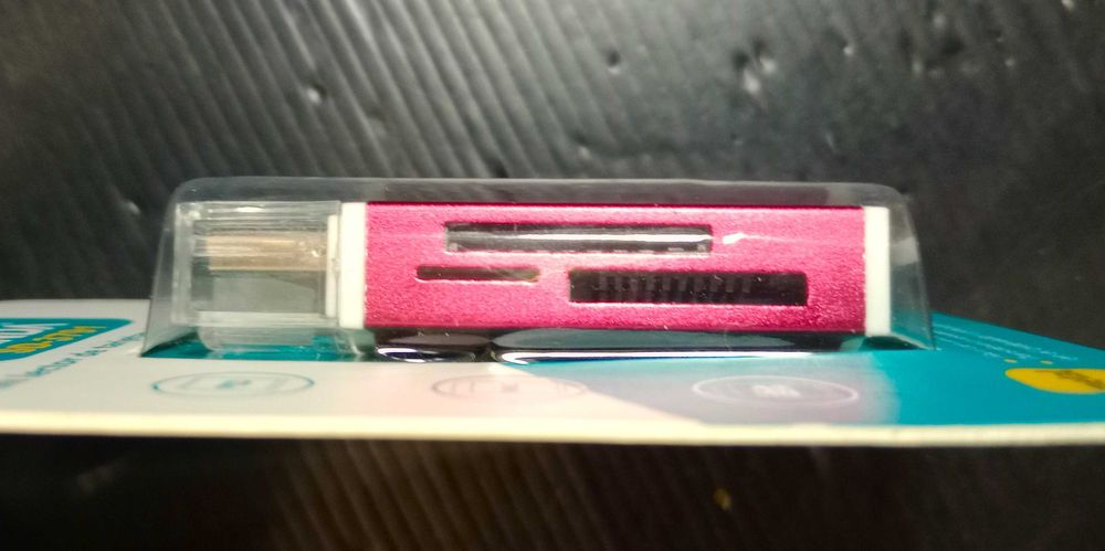 Leitor USB de cartões