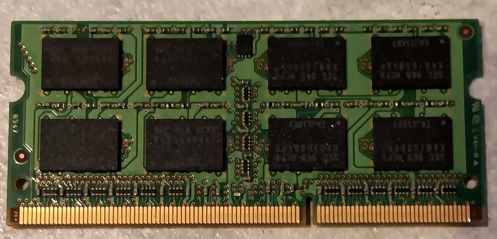 Pamięć do laptopa 2GB DDR3 Samsung PC3-8500S