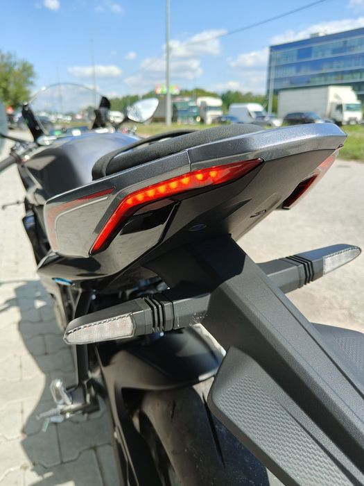 В наявності! Спортивний мотоцикл Kove 450RR PRO