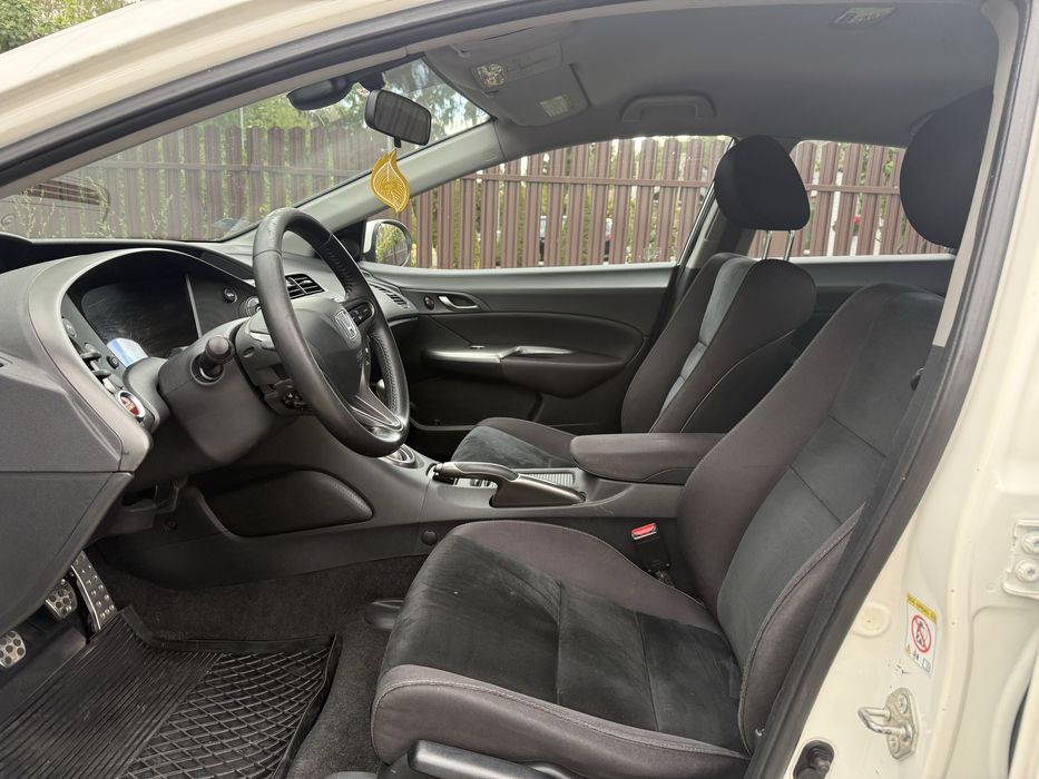 Honda Civic 2011r 1,4 ben + Gaz