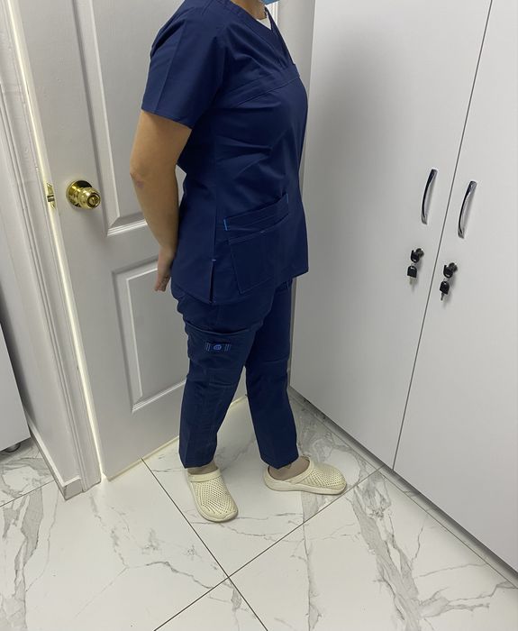 Медичний костюм жіночий