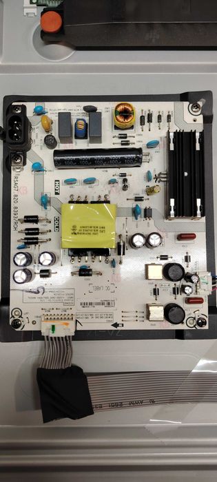 tv hisense 32" peças novo