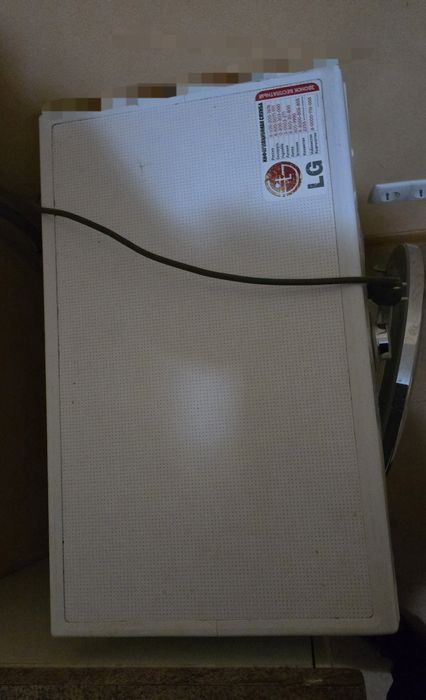 Продам стиральную машину LG