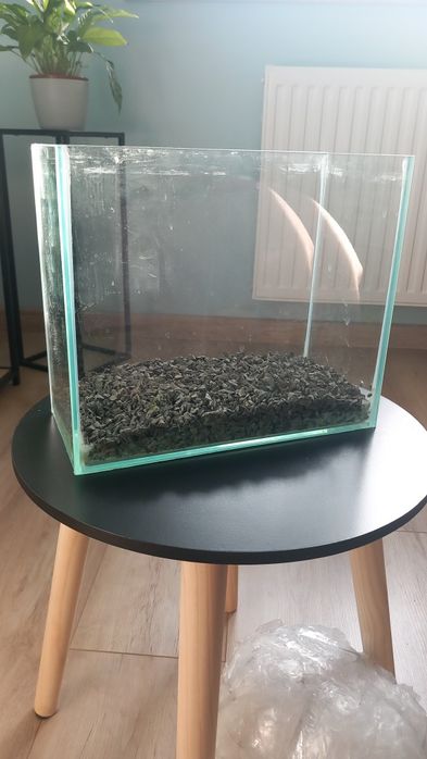 Sprzedam akwarium 7 litrowe