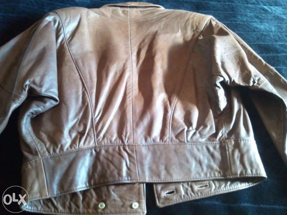 Casaco Curto castanho Couro