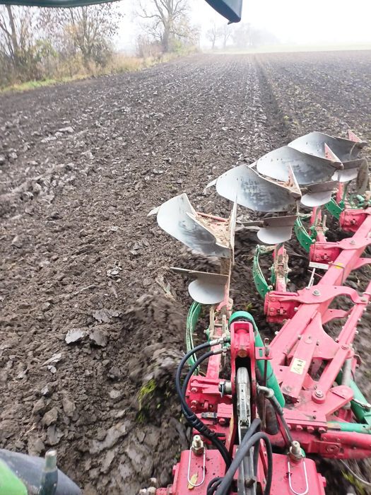 Pług kverneland eg100 Vario