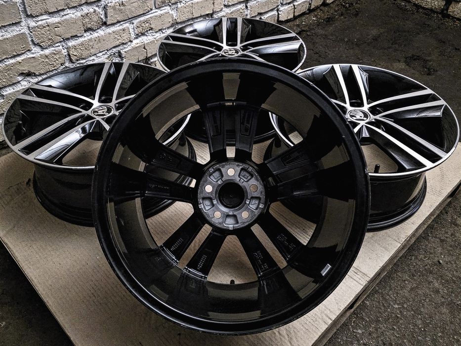 Диски R17 5x100 | Original | Germany | Skoda/Audi/Seat/Volkswagen/Toyota/Subaru/MG/Dodge/Chrysler | Преміум комплект | Двохкольорові | Рідна фарба