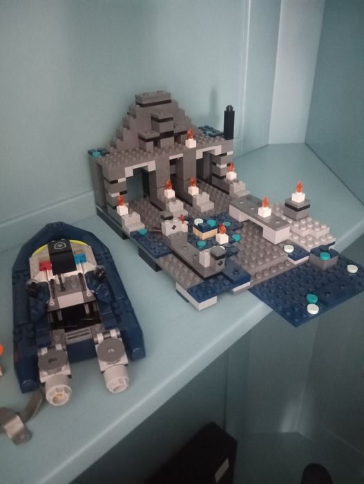 Лот Лєго  бу  інструкцій нема